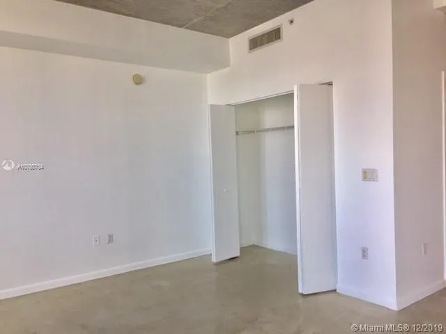 234 NE 3rd St # 1205, Miami FL 33132