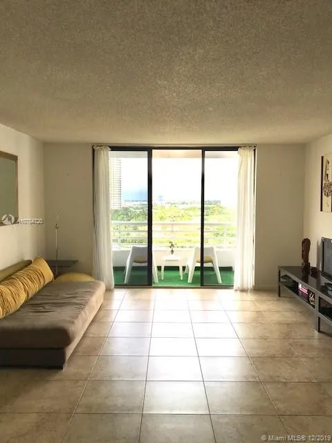 3300 NE 192nd St # 1002, Aventura FL 33180