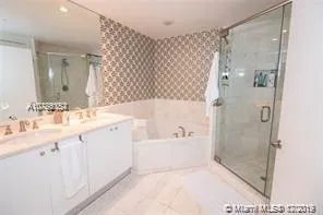 901 Brickell Key Blvd # 1807, Miami FL 33131