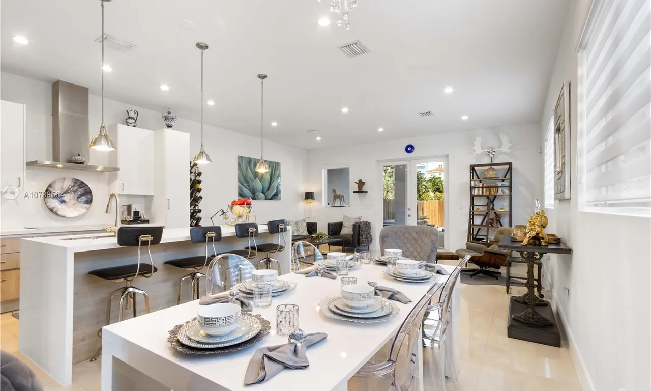 3 bedroom 2 bath for sale at 2943 SW 23rd St, Miami FL 33145