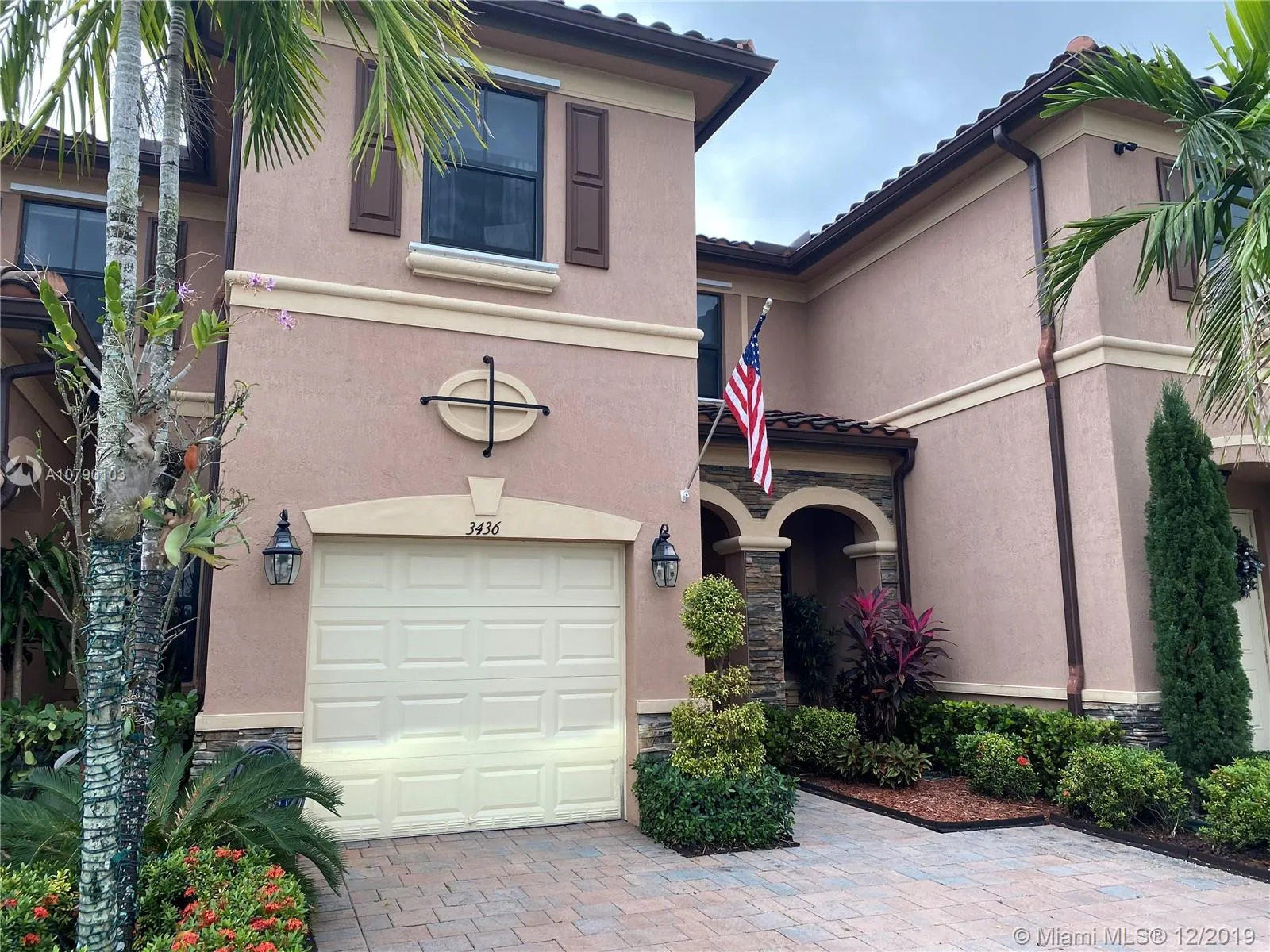 3 bedroom 2 bath for sale at 3436 W 90th St # 3436, Hialeah FL 33018