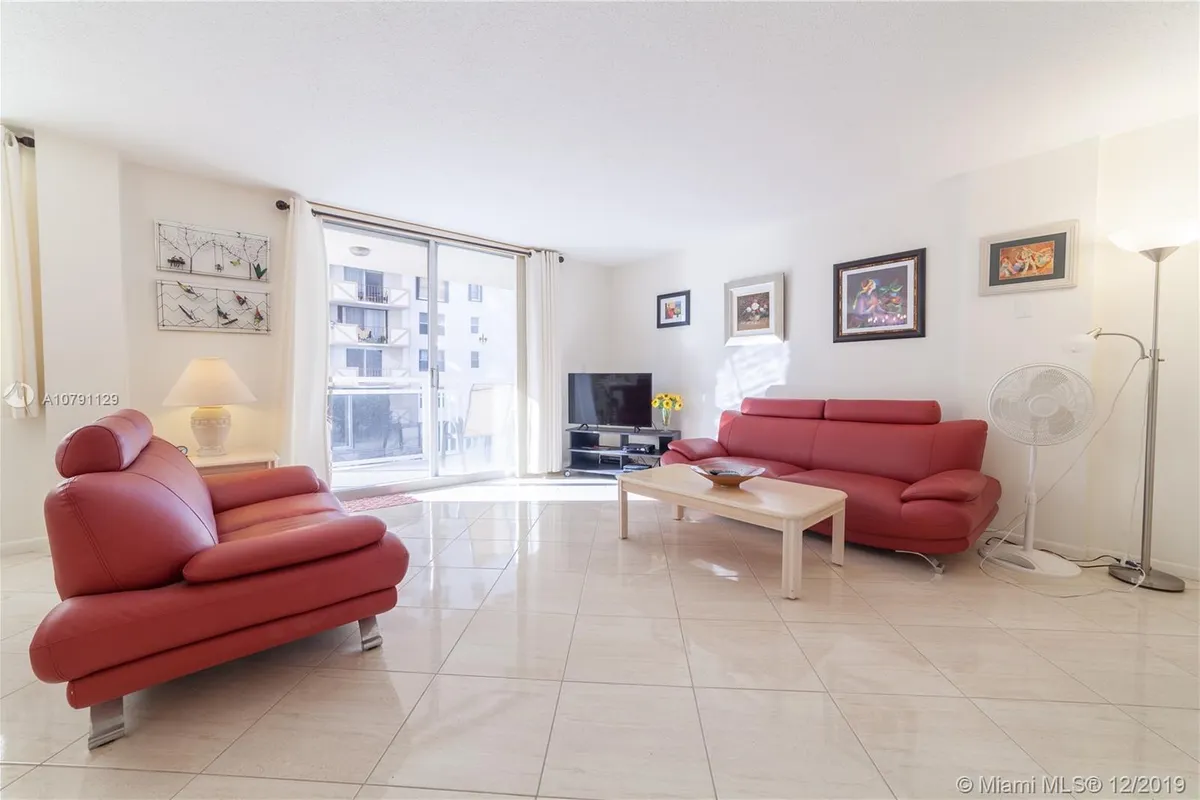 1849 S Ocean Dr # 408, Hallandale Beach FL 33009