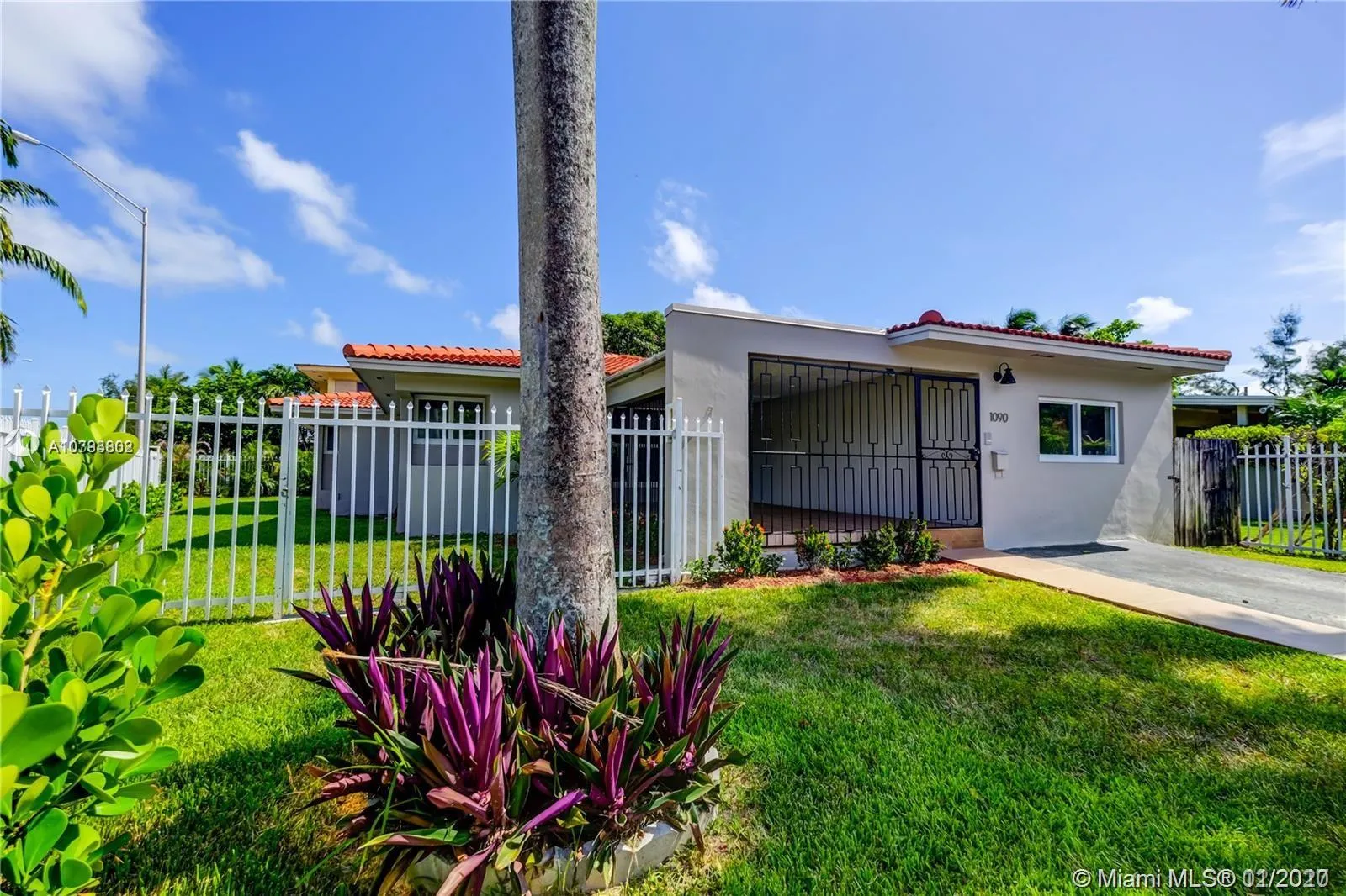 1090 NE 81st St, Miami FL 33138