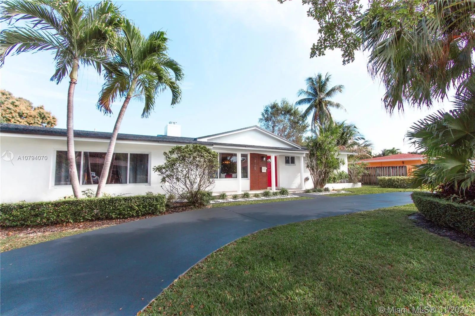 13105 SW 82nd Ct, Pinecrest FL 33156