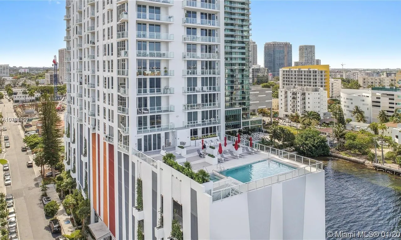 2 bedroom 2 bath for sale at 601 NE 27th St # 1202, Miami FL 33137