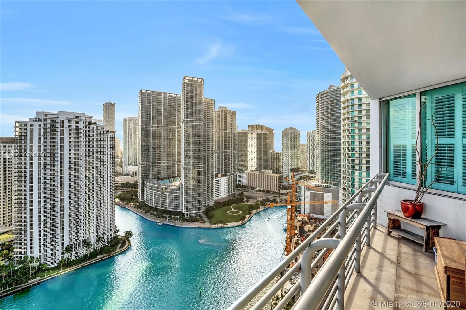 2 bedroom 2 bath for sale at 325 S Biscayne Blvd # 3521, Miami FL 33131