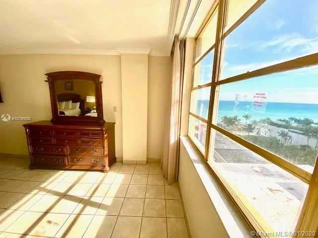 19201 Collins Ave # 503, Sunny Isles Beach FL 33160