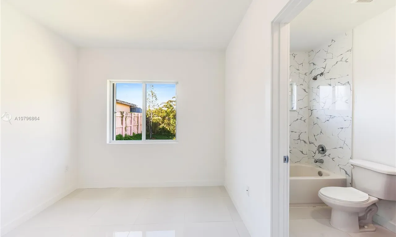 6240 NW 22nd Ct # 1, Miami FL 33147