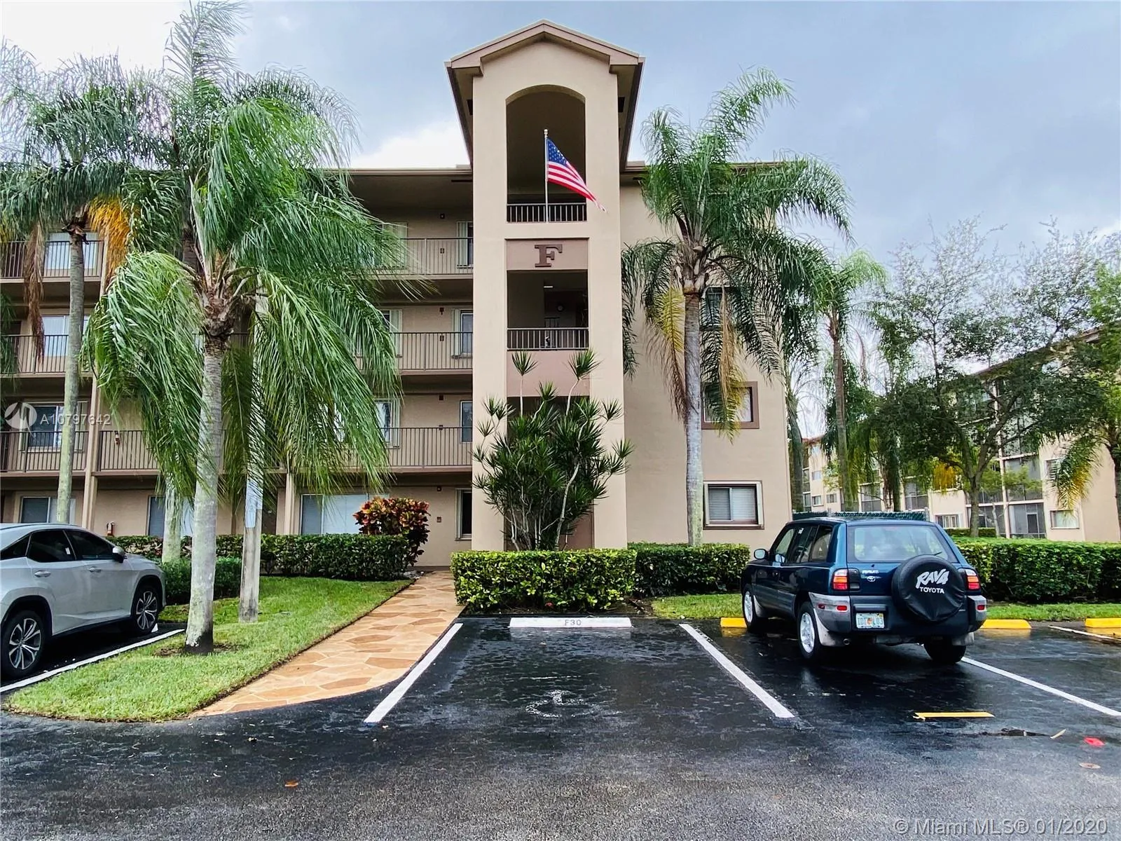 12650 SW 15th St # 214F, Pembroke Pines FL 33027