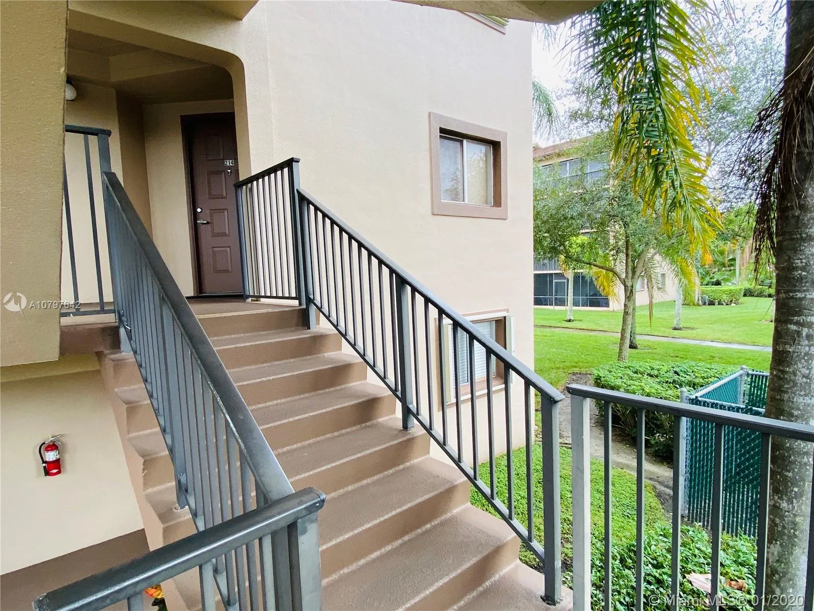 12650 SW 15th St # 214F, Pembroke Pines FL 33027