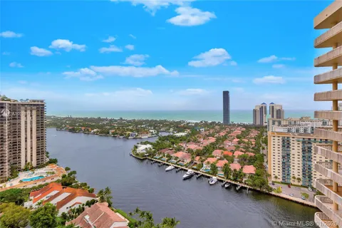 19355 Turnberry Way # 25A, Aventura FL 33180