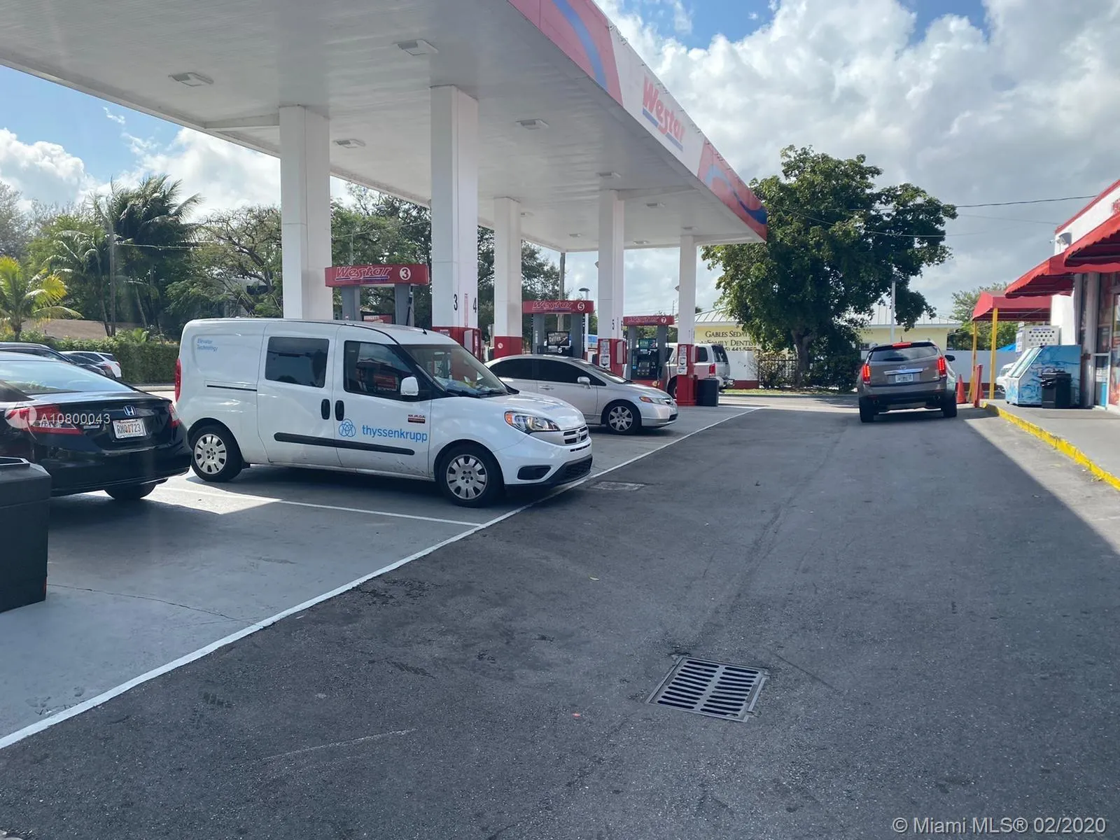 5701 SW 24th St, Miami FL 33142