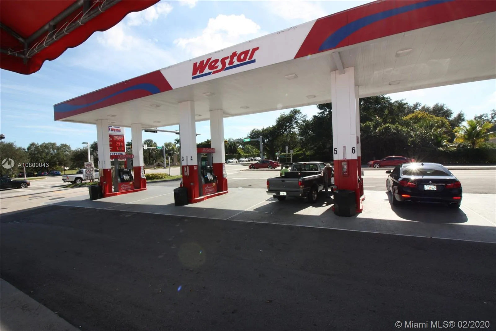 5701 SW 24th St, Miami FL 33142