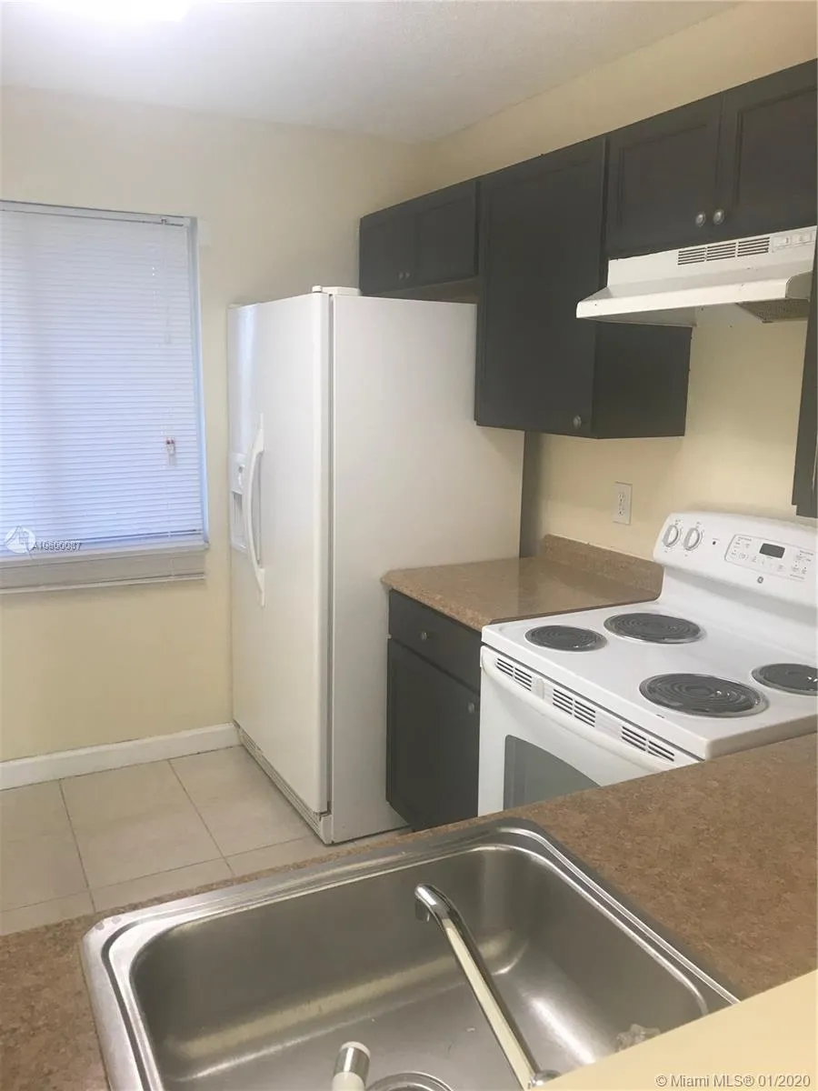 8740 N Sherman Cir # 308, Miramar FL 33025