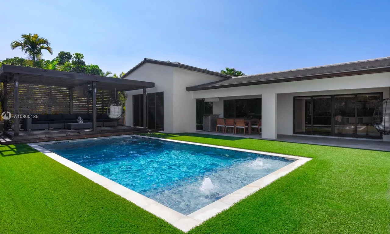 4 bedroom 2 bath for sale at 766 NE 96th St, Miami Shores FL 33138