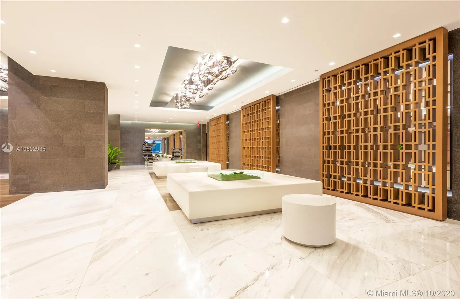 2 bedroom 3 bath for sale at 400 Sunny Isles Blvd # 102, Sunny Isles Beach FL 33160