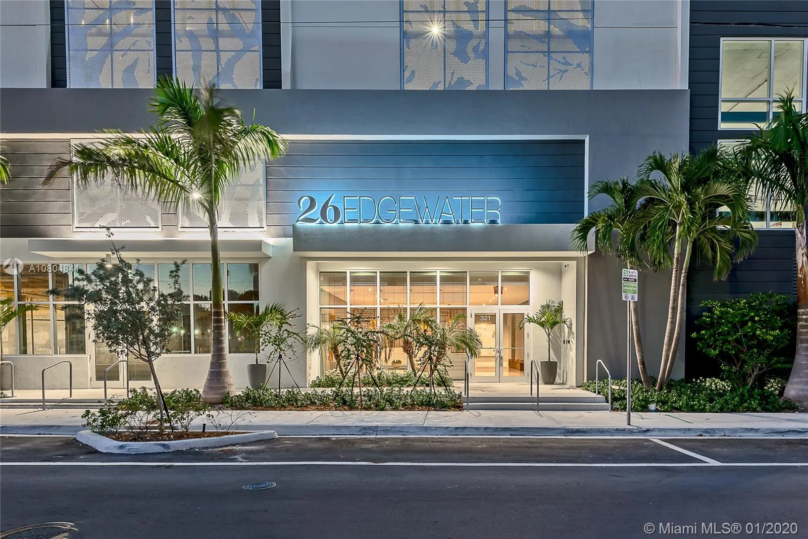 1 bedroom 1 bath for sale at 321 NE 26th St # 905, Miami FL 33137