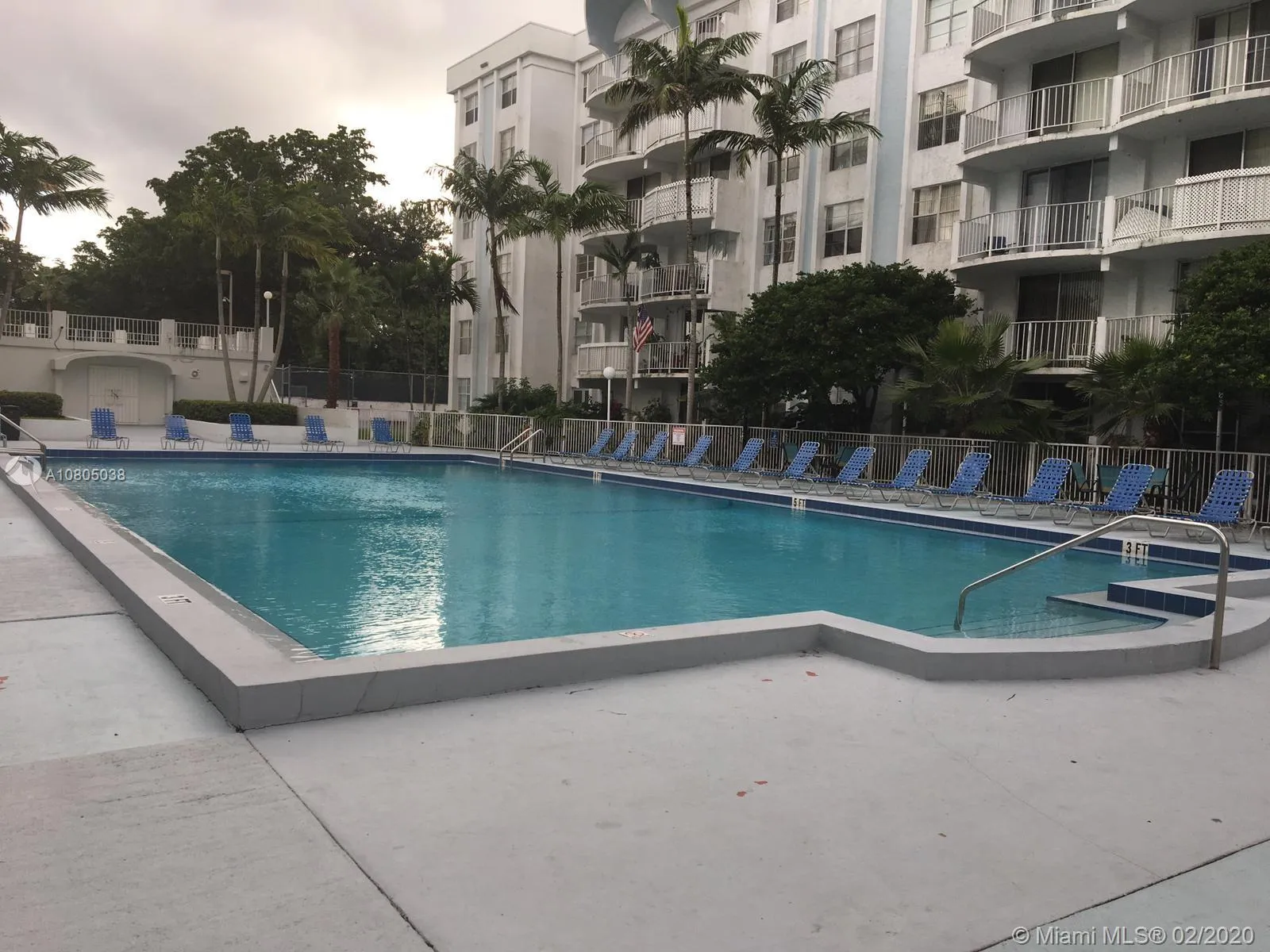1 bedroom 1 bath for rent at 486 NW 165th St Rd # 504, Miami FL 33169