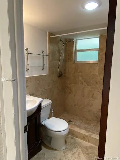 651 NE 60th St # 25, Miami FL 33137
