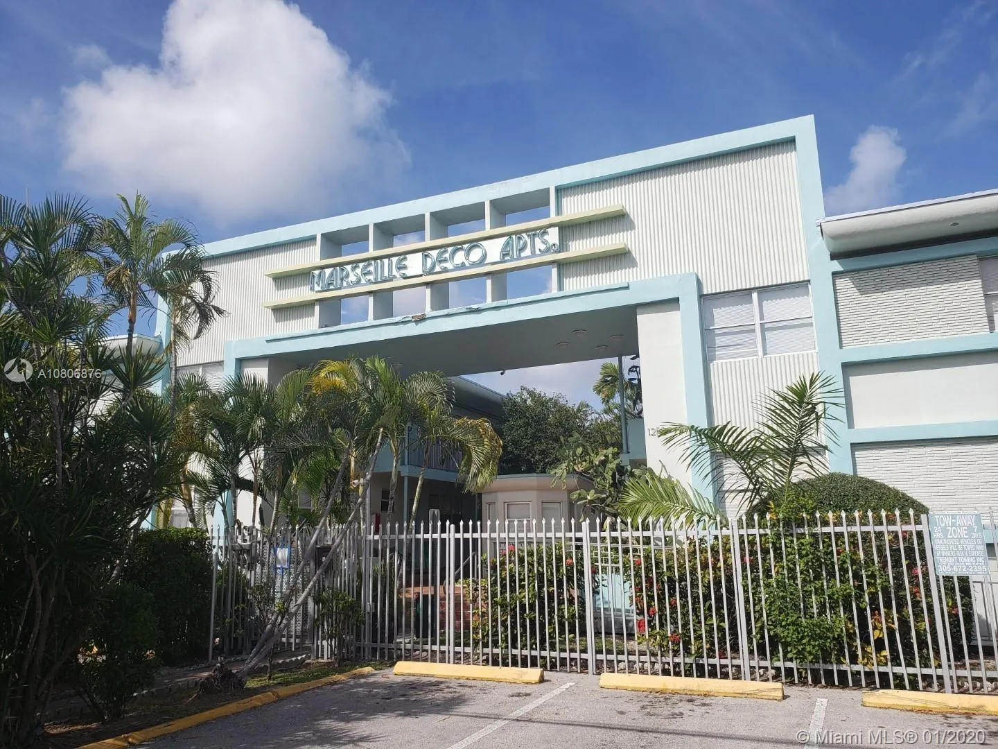 1 bedroom 1 bath for sale at 1289 Marseille Dr # 46, Miami Beach FL 33141