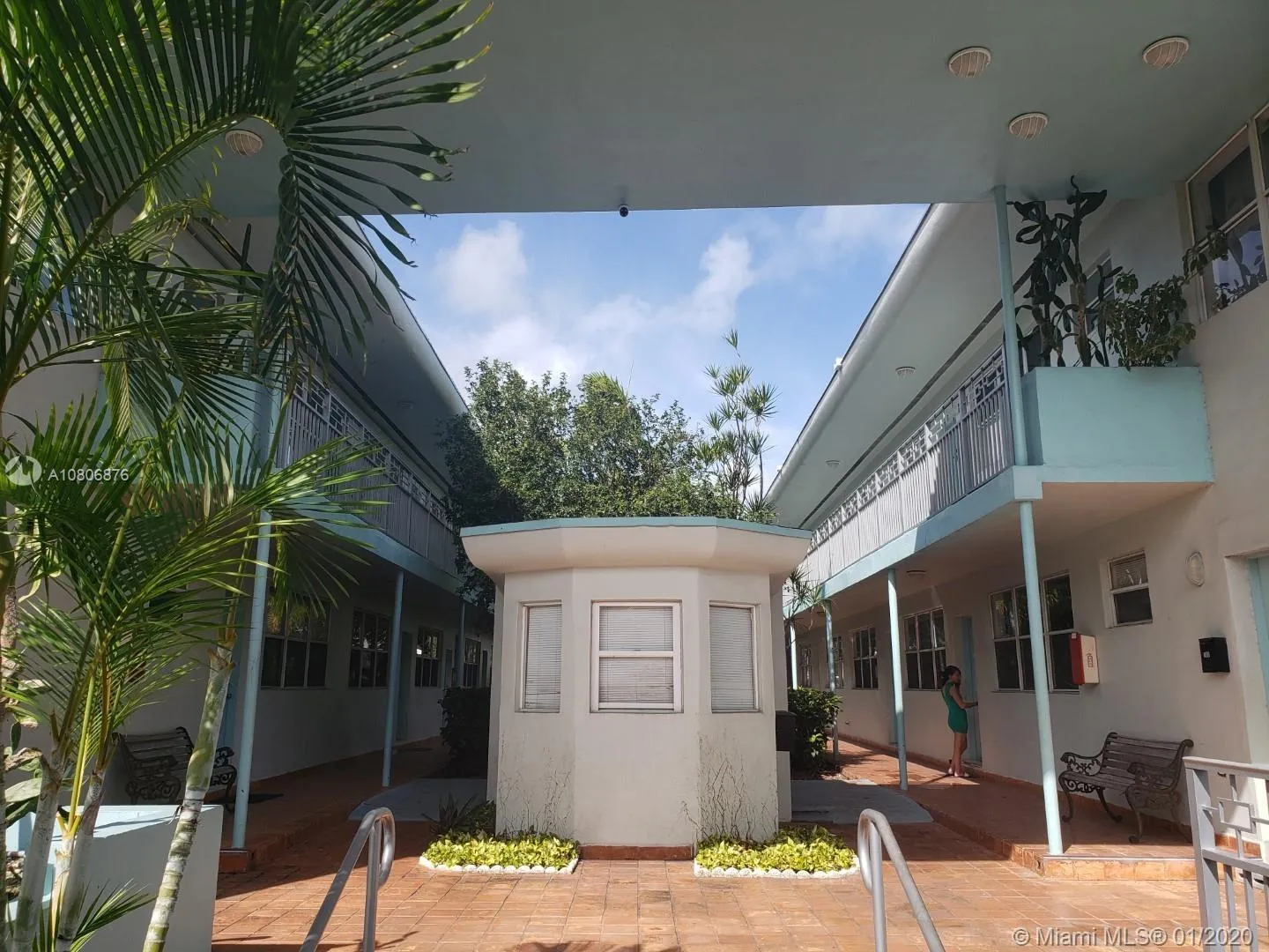 1289 Marseille Dr # 46, Miami Beach FL 33141