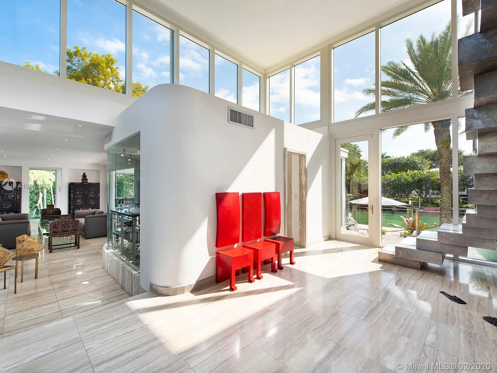 2288 Sunset Dr, Miami Beach FL 33140