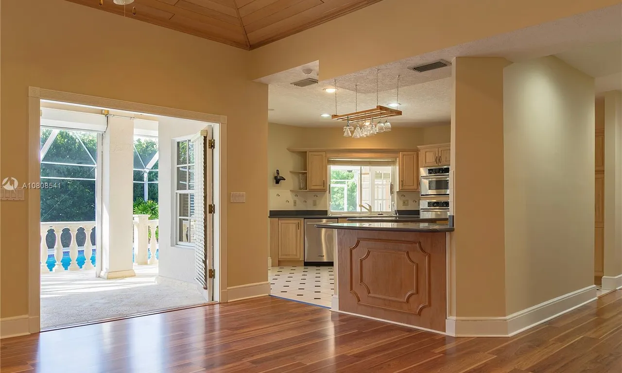 16414 SW 86th Ct, Palmetto Bay FL 33157