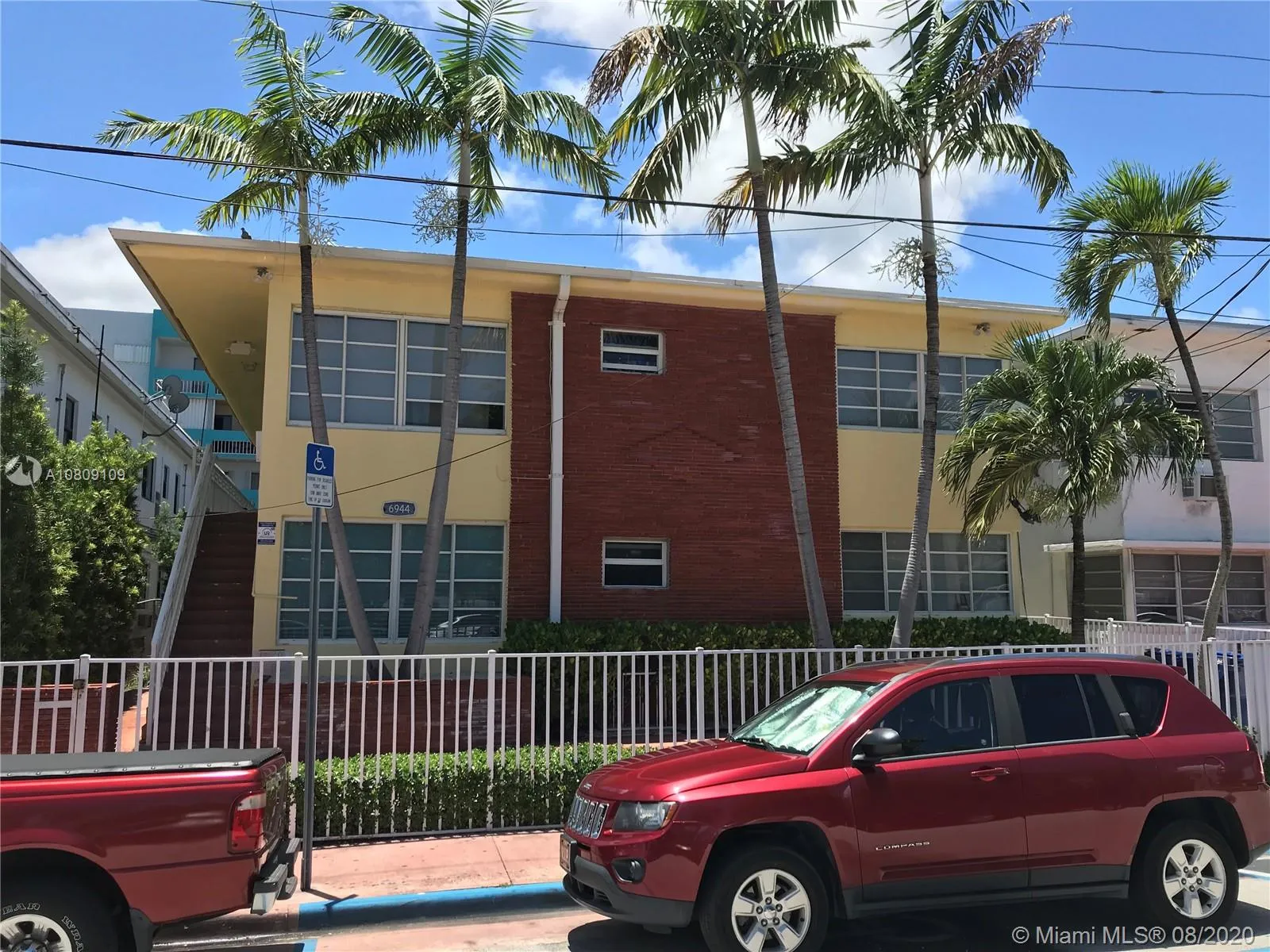 6944 Byron Ave # 1, Miami Beach FL 33141