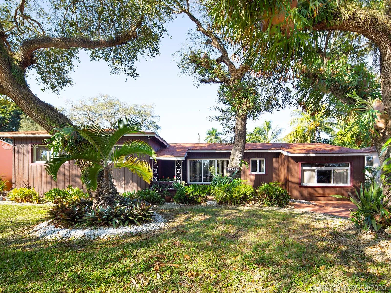 5 bedroom 2 bath for sale at 14700 NE 5th Ct, Miami FL 33161