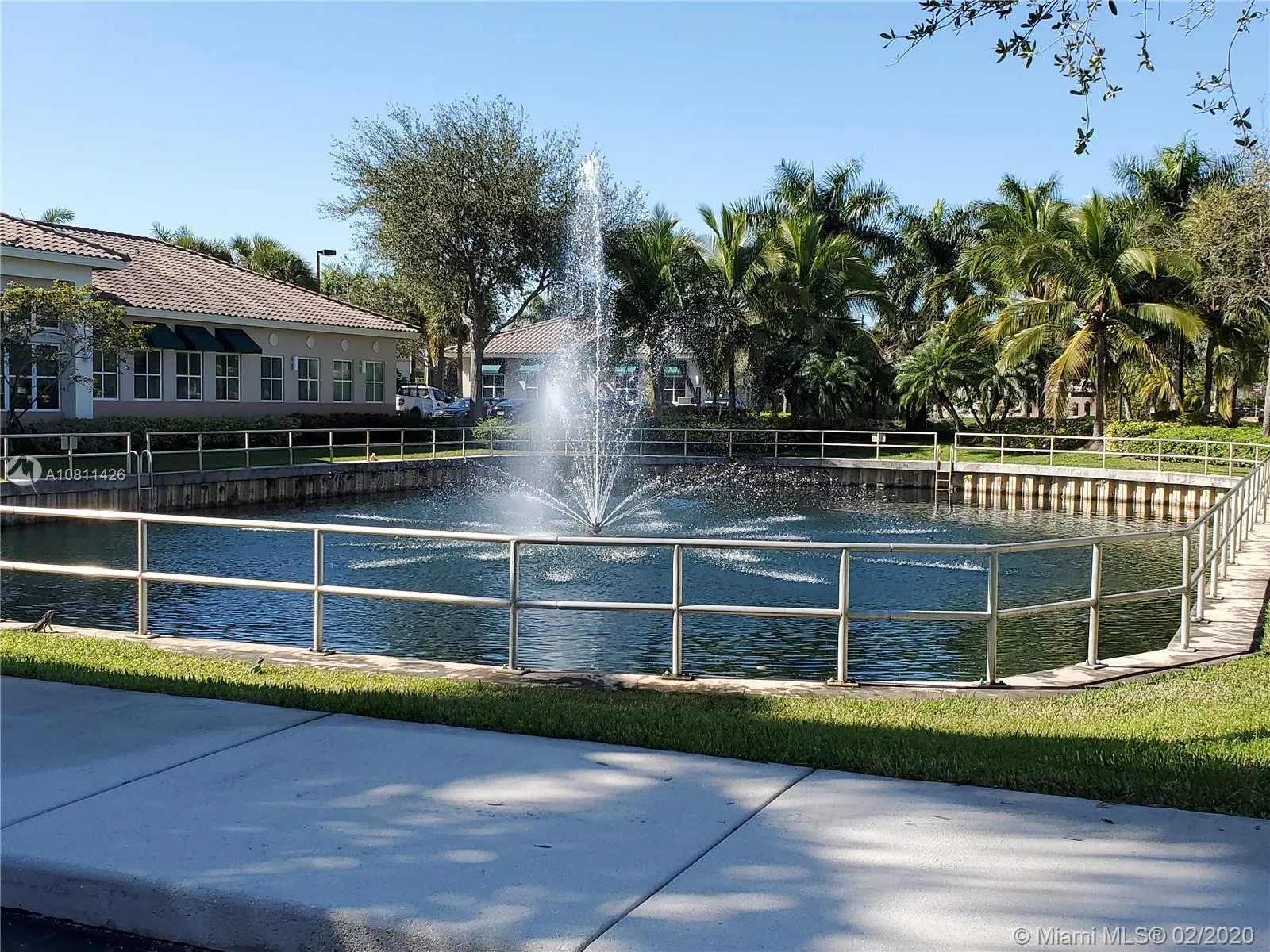 5220 S University Dr # 204C, Davie FL 33328