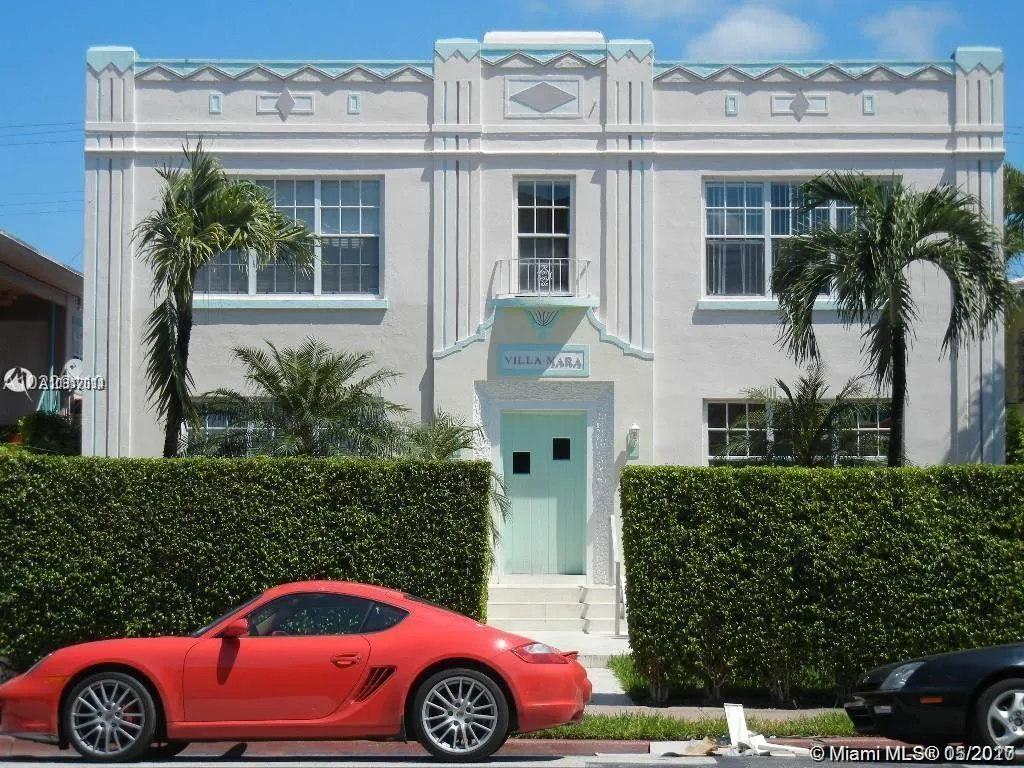 1 bedroom 1 bath for sale at 1027 Euclid Ave # 5, Miami Beach FL 33139