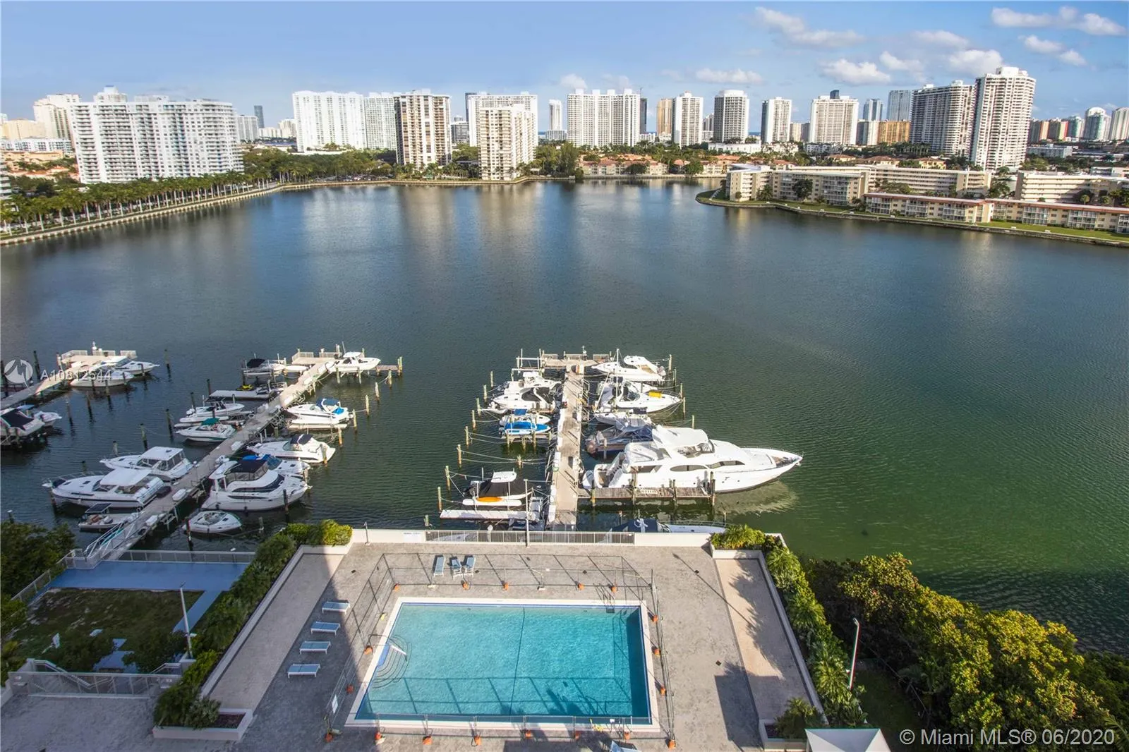18041 Biscayne Blvd # 1605, Aventura FL 33160