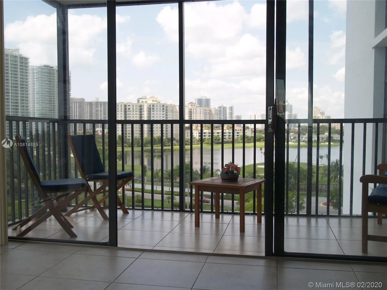2 bedroom 2 bath for sale at 3701 N Country Club Dr # 803, Aventura FL 33180