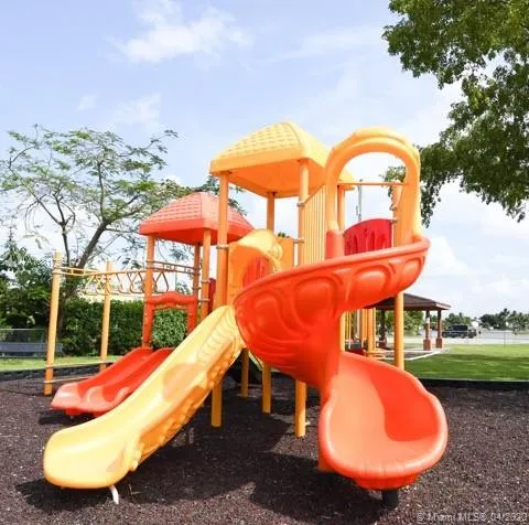 12841 SW 12 Ter., Miami FL 33184