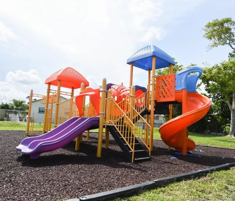 12841 SW 12 Ter., Miami FL 33184