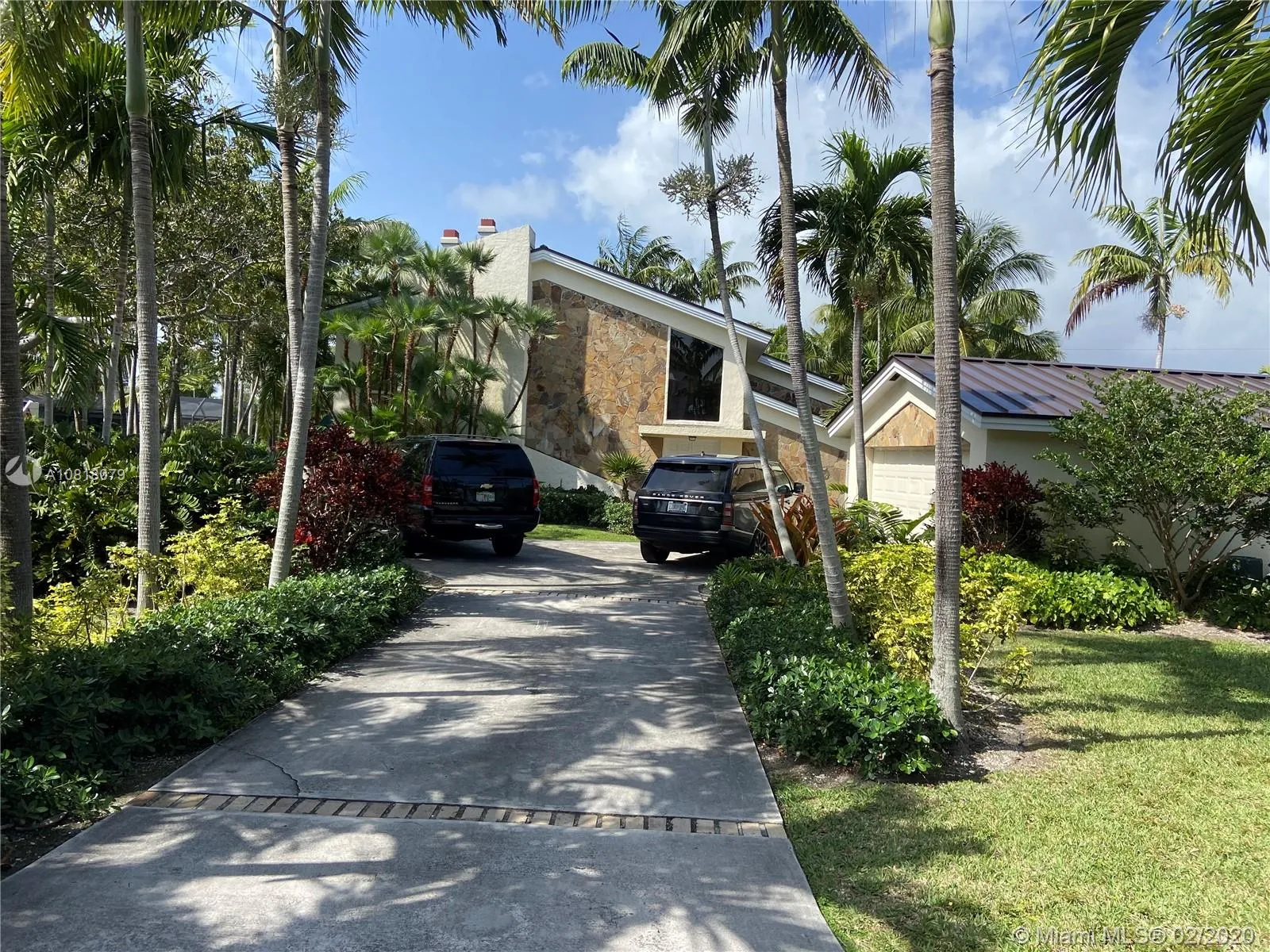 5 bedroom 3 bath for rent at 14540 Sailfish Dr, Coral Gables FL 33158