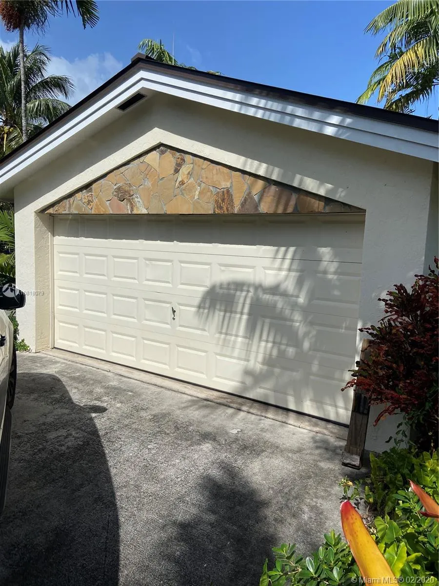 14540 Sailfish Dr, Coral Gables FL 33158