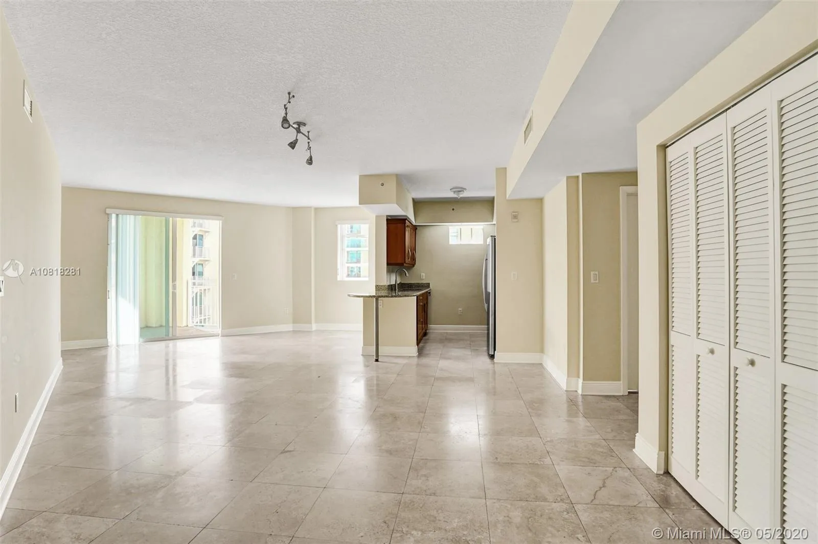 7275 SW 90th St # C410, Miami FL 33156