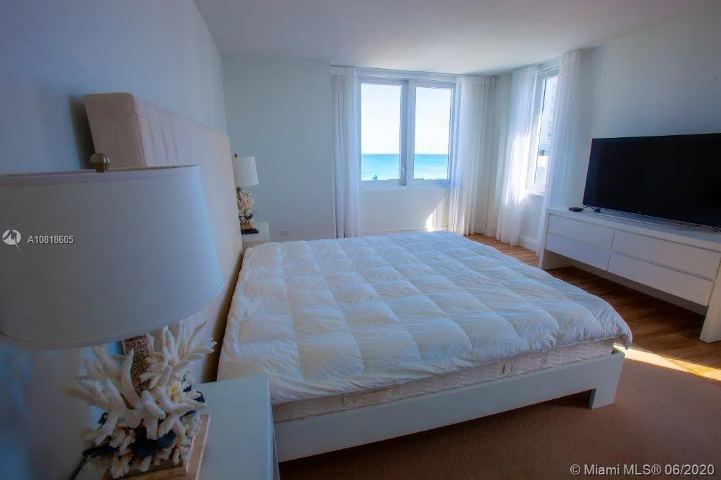 2301 Collins Ave # 838, Miami Beach FL 33139