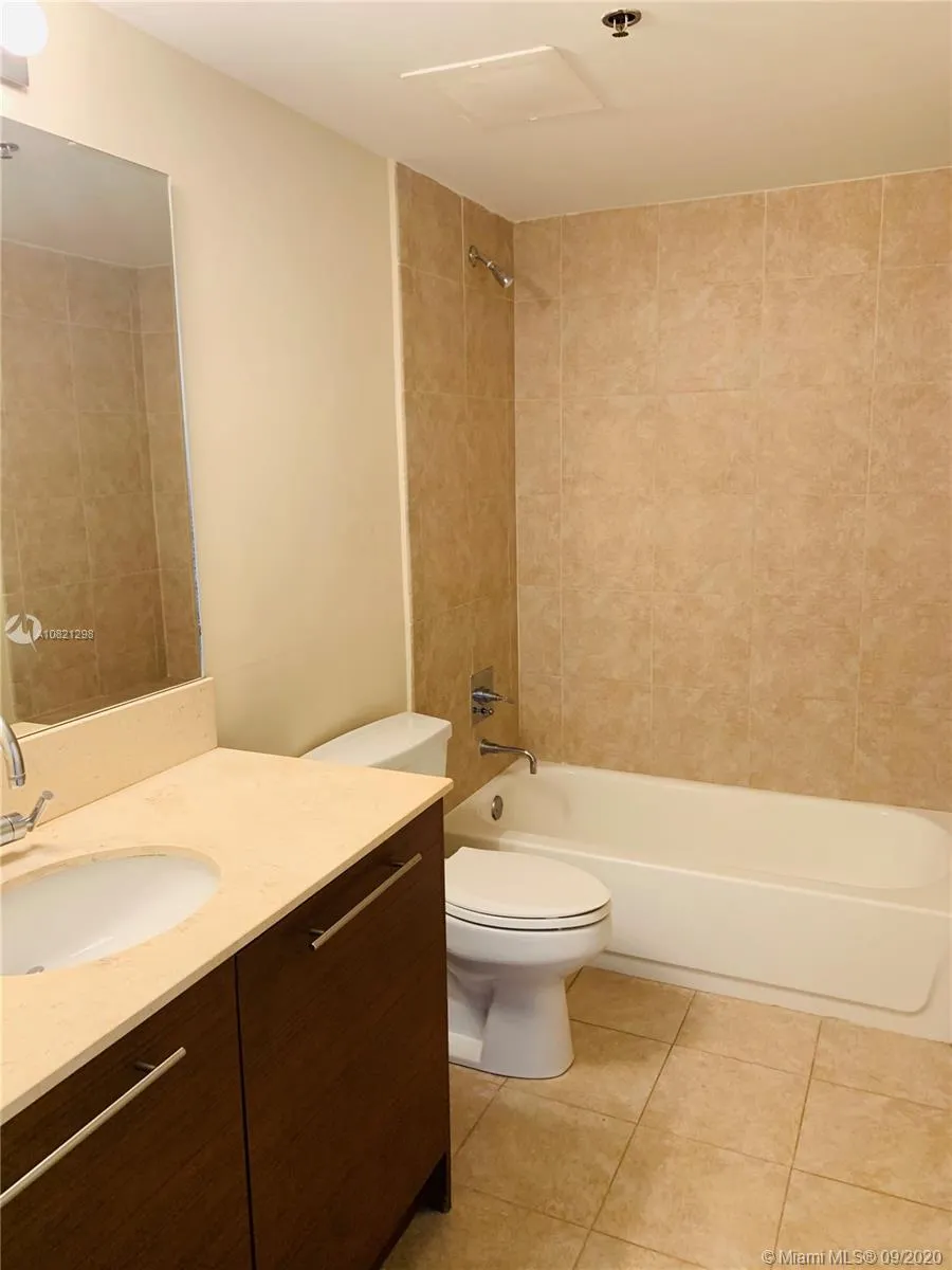 2681 N Flamingo Rd # 505S, Sunrise FL 33323