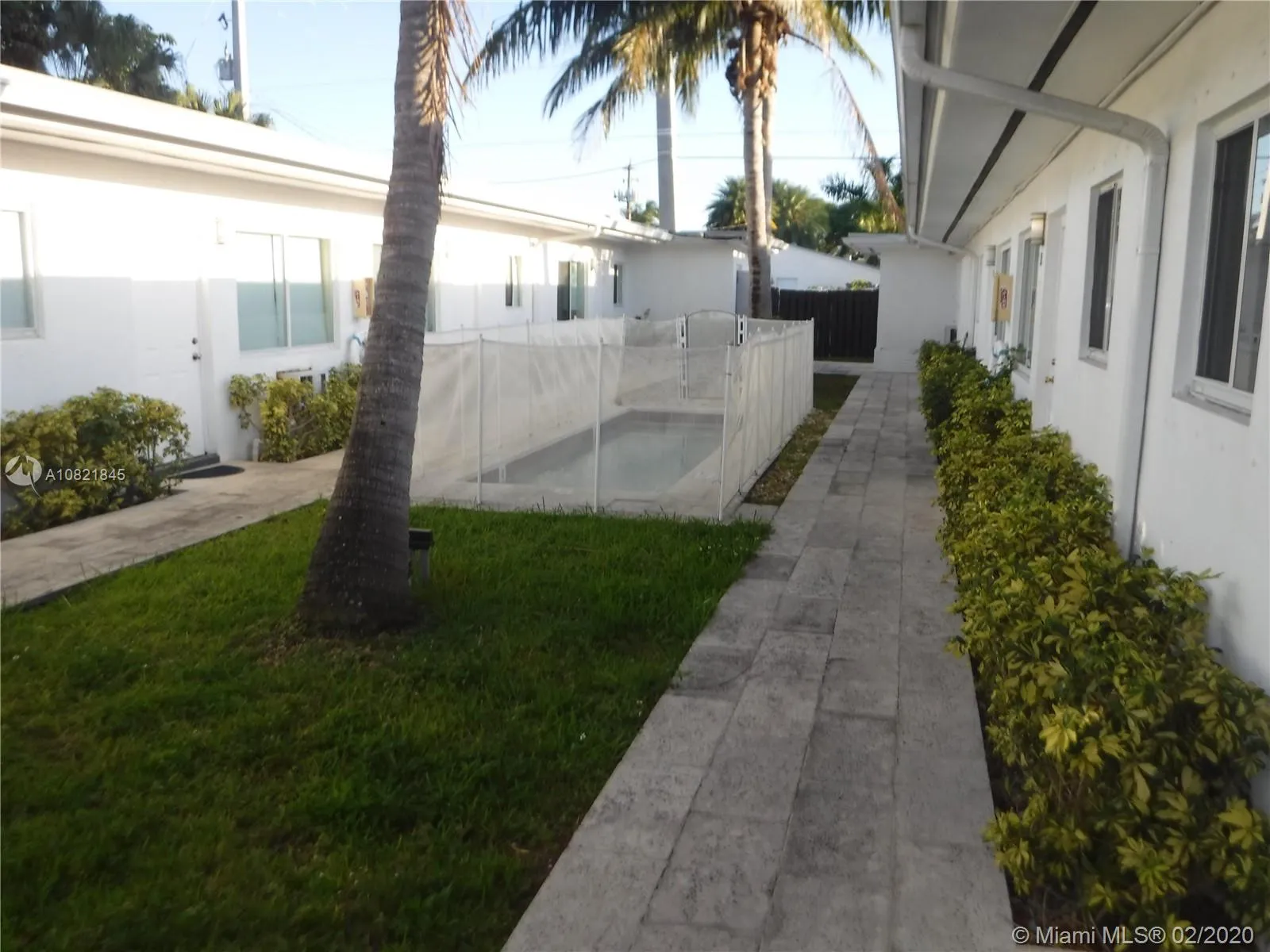 932 Moffett St # 6, Hallandale Beach FL 33009