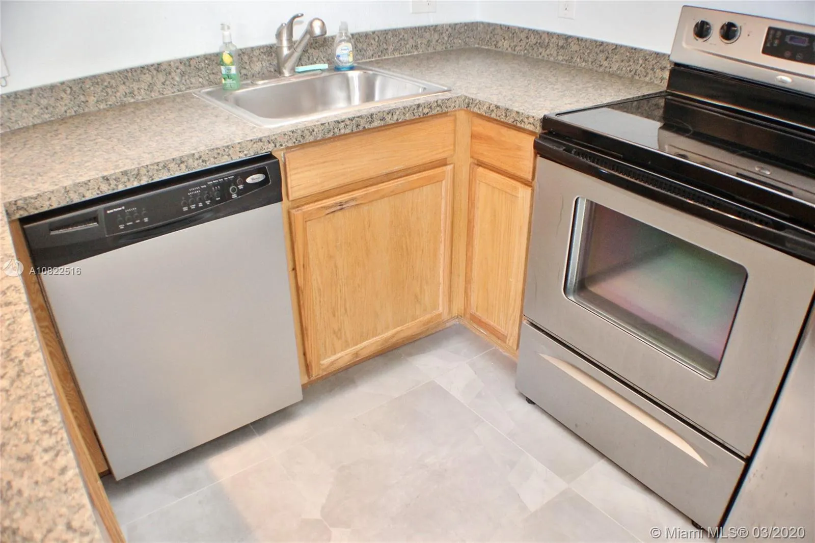 2660 NE 8th Ave # 214, Wilton Manors FL 33334