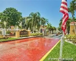 8820 Fontainebleau Blvd # 408, Miami FL 33172