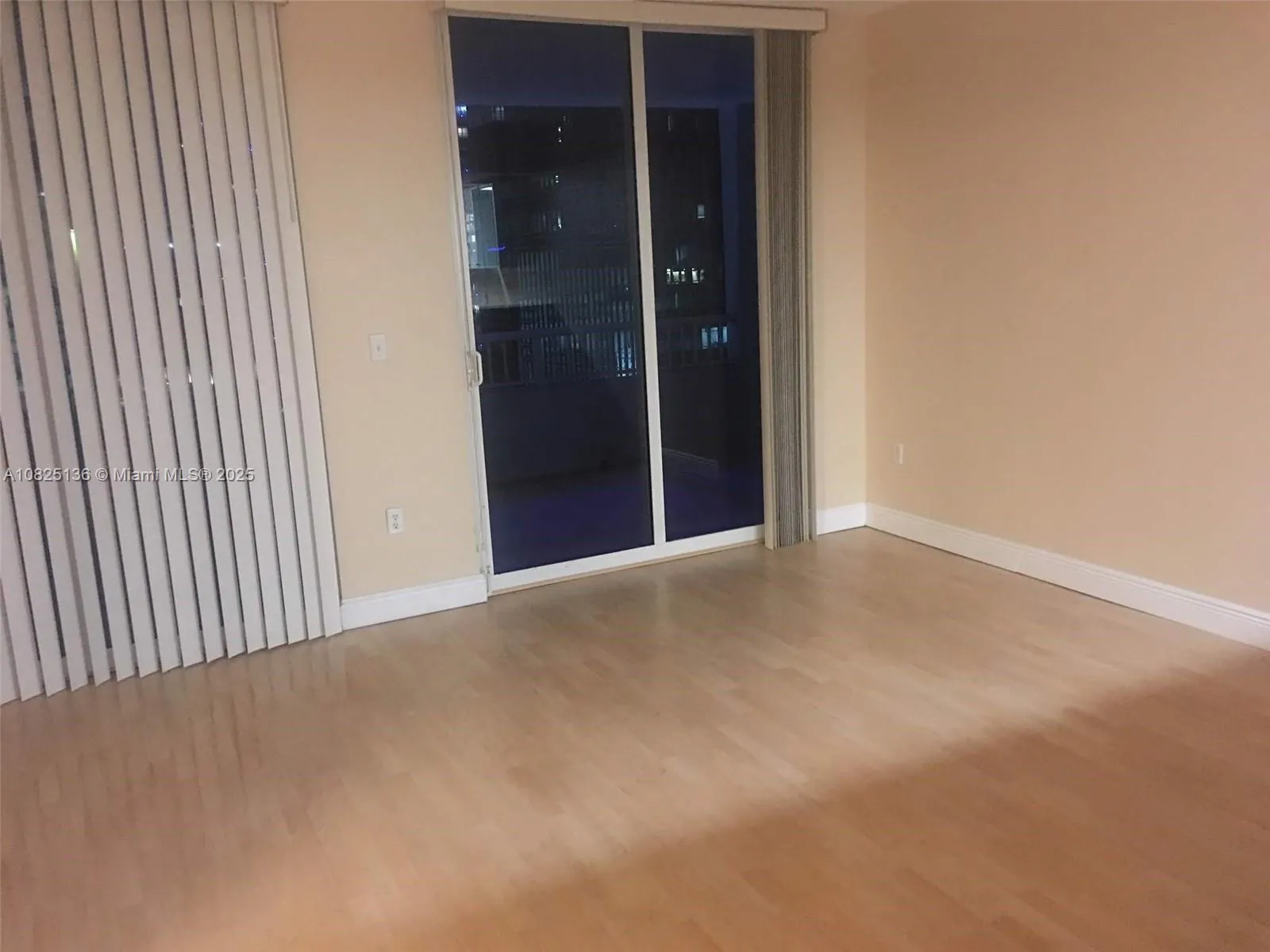 170 SE 14th St # 1407, Miami FL 33131