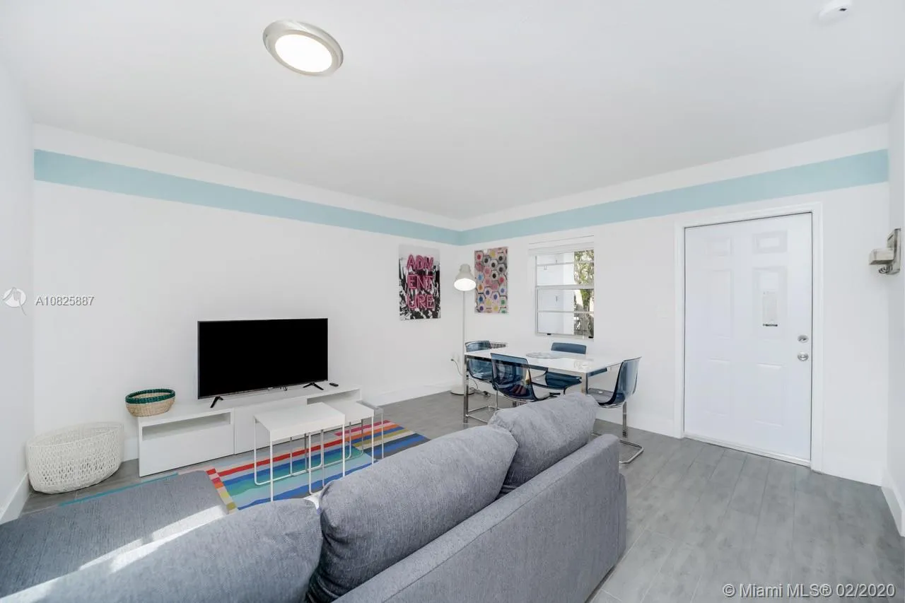 770 NE 123rd St # 24, North Miami FL 33161