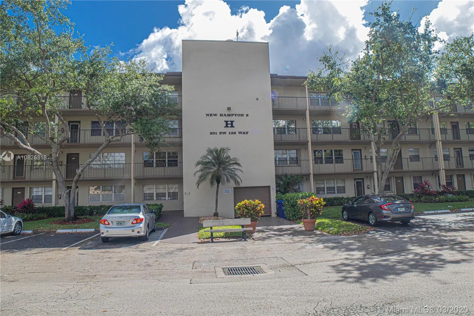 2 bedroom 1 bath for rent at 251 SW 132nd Way # 406H, Pembroke Pines FL 33027