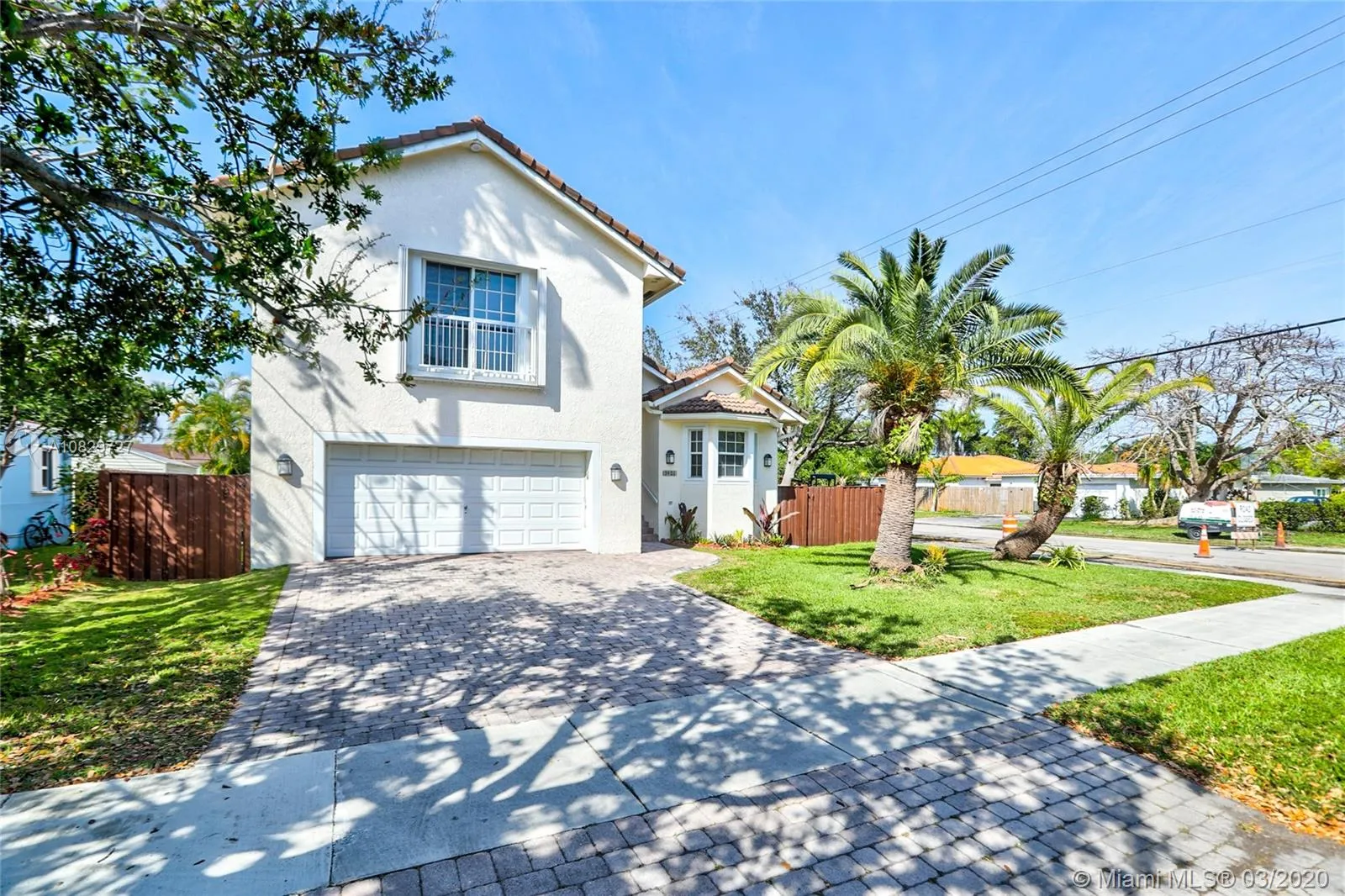 1401 Dewey St, Hollywood FL 33020