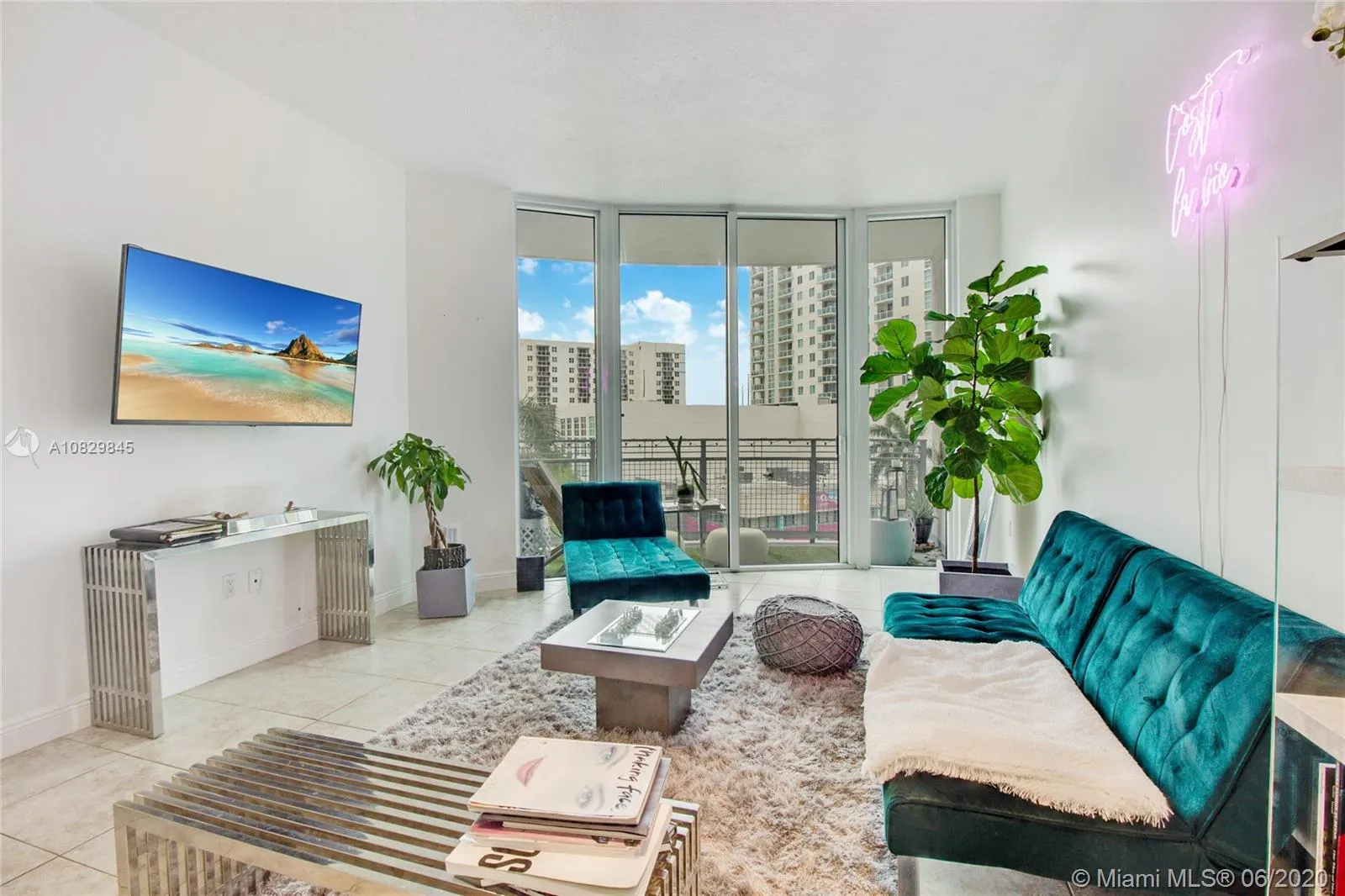 350 NE 24th St # 406, Miami FL 33137