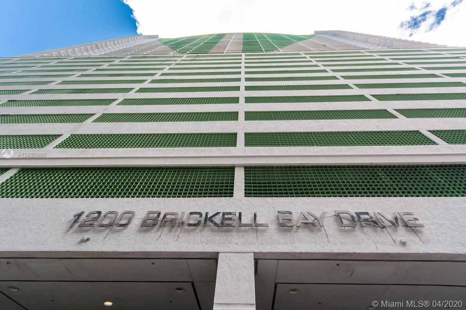 1 bath for rent at 1200 Brickell Bay Dr # 3210, Miami FL 33131