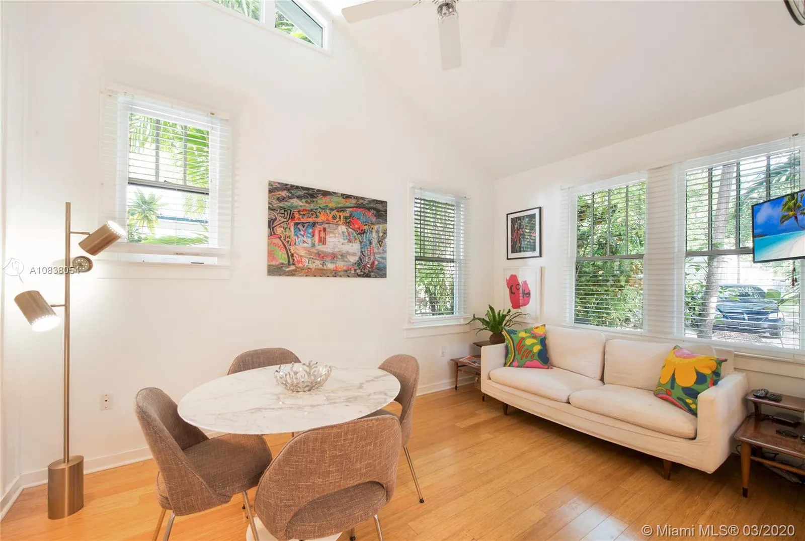 3582 Avocado Ave, Miami FL 33133